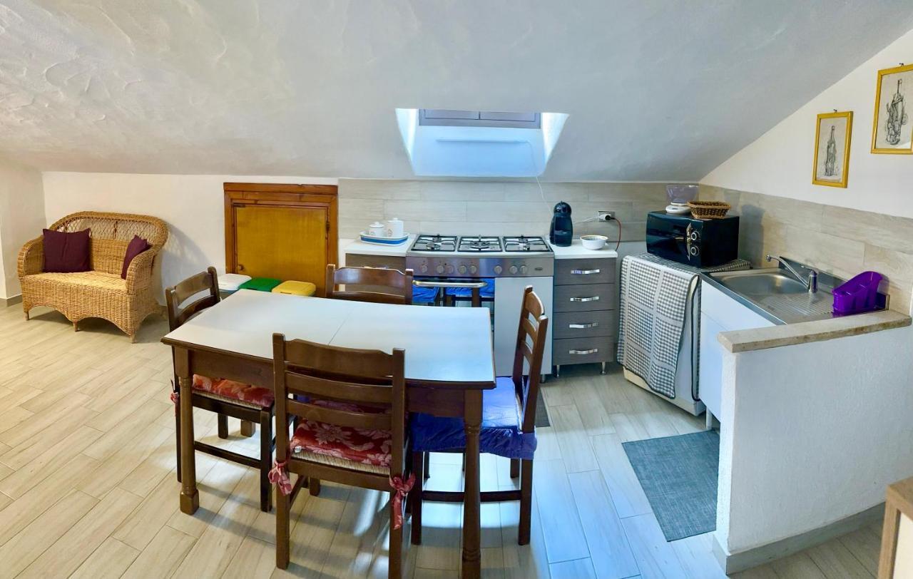 Ferienwohnung The Quiet Mansard Olbia Exterior foto